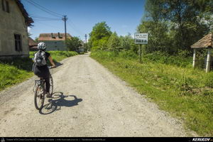 Trasee cu bicicleta MTB XC - Traseu MTB Nocrich - Ghijasa de Jos - Nocrich - Tichindeal - Nocrich (varianta familie, copil de 2 ani) de Andrei Vocurek