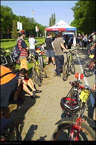 Traseu MTB Prima Evadare 2009: concurs ciclism cross country (concurs MTB) - KERUCOV .ro © 2007 - 2022 #traseecubicicleta #mtb #ssp
