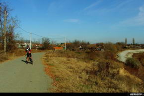 KERUCOV .ro - Fotografie si Jurnale de Calatorie - Traseu MTB Satul Sitaru - Manastirea Balamuci - Lacul Dridu de Andrei Vocurek