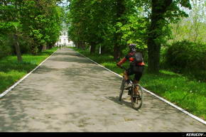 KERUCOV .ro - Fotografie si Jurnale de Calatorie - Traseu MTB Padurea Baneasa - Palatul Ghica (Prima Evadare) de Andrei Vocurek
