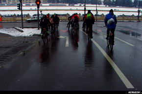 KERUCOV .ro - Fotografie si Jurnale de Calatorie - Traseu MTB Bucuresti - Padurea Magurele - Jilava - Bucuresti de Andrei Vocurek