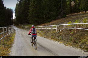 Trasee cu bicicleta MTB XC - Traseu MTB Predeal - Susai - Azuga - Valea Cerbului - Busteni de Andrei Vocurek