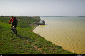 Trasee cu bicicleta MTB XC - Traseu MTB Lehliu Gara - Lacul Mostistea - Sultana - Luptatori - Lehliu Gara de Andrei Vocurek