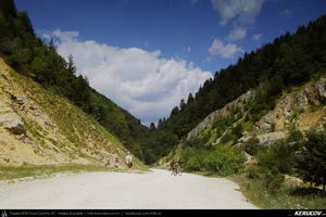 Trasee cu bicicleta MTB XC - Traseu MTB Predeal - Zarnesti - Rasnov - Poiana Brasov - Brasov (2 zile) de Andrei Vocurek
