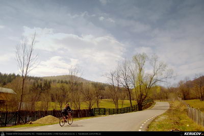 Traseu cu bicicleta MTB XC Ploiesti - Cosminele - Brebu - Pietriceaua - Zamfira - Ploiesti - KERUCOV .ro © 2007 - 2022 #traseecubicicleta #mtb #ssp