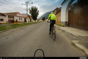 Trasee cu bicicleta MTB XC - Traseu MTB Zarnesti - Valea Barsei - Cabana Plaiul Foii - Zarnesti (varianta familie, copil de 1 an) de Andrei Vocurek