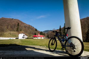 Trasee cu bicicleta MTB XC - Traseu MTB Pietrosita - Dealu Frumos - Runcu - Valea Runcului - Piatra - Badeni - Fieni (Muntii Leaota, Manastirea Runcu) de Andrei Vocurek