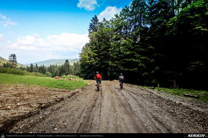 Trasee cu bicicleta MTB XC - Traseu MTB Muntii Baiului: Azuga - Valea Azugii - Pasul Azuga - Valea Garcinului - Sacele - Brasov de Andrei Vocurek