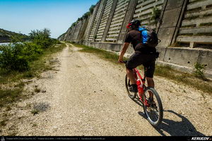 Trasee cu bicicleta MTB XC - Traseu MTB Medgidia - Poarta Alba - Murfatlar - Straja - Baraganu - Lanurile - Ciocarlia - Valea Dacilor - Medgidia (Canalul Dunare - Marea Neagra - Monumentul Tineretului de la Straja) de Andrei Vocurek