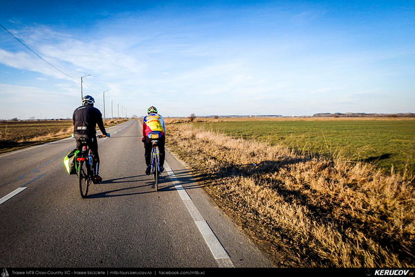 Trasee cu bicicleta MTB XC - Traseu SSP Bucuresti - Jilava - Magurele - Clinceni - Domnesti - Magurele - Adunatii-Copaceni - Bucuresti (Conacul Ciorogarleanu-Ipsilanti) de Andrei Vocurek