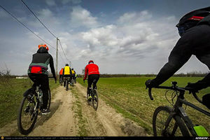 Trasee cu bicicleta MTB XC - Traseu MTB Bucuresti - Calugareni - Branistari - spre Comana - Gradistea - 1 Decembrie - Bucuresti de Andrei Vocurek