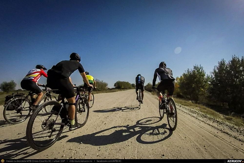 Trasee cu bicicleta MTB XC - Traseu SSP Bucuresti - Berceni - Vidra - Dobreni - Campurelu - Colibasi - Falastoaca - Gradistea - Mogosesti - Adunatii-Copaceni - Darasti-Vlasca - Novaci - Popesti - Mihailesti - Cornetu - Bragadiru - Magurele - Alunisu - Jilava - Bucuresti de Andrei Vocurek