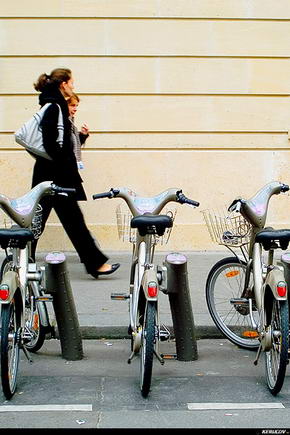 Biciclete si biciclisti in Paris, Franta . And Cyclists In Paris, France - KERUCOV © - 2023 #traseecubicicleta #mtb #ssp